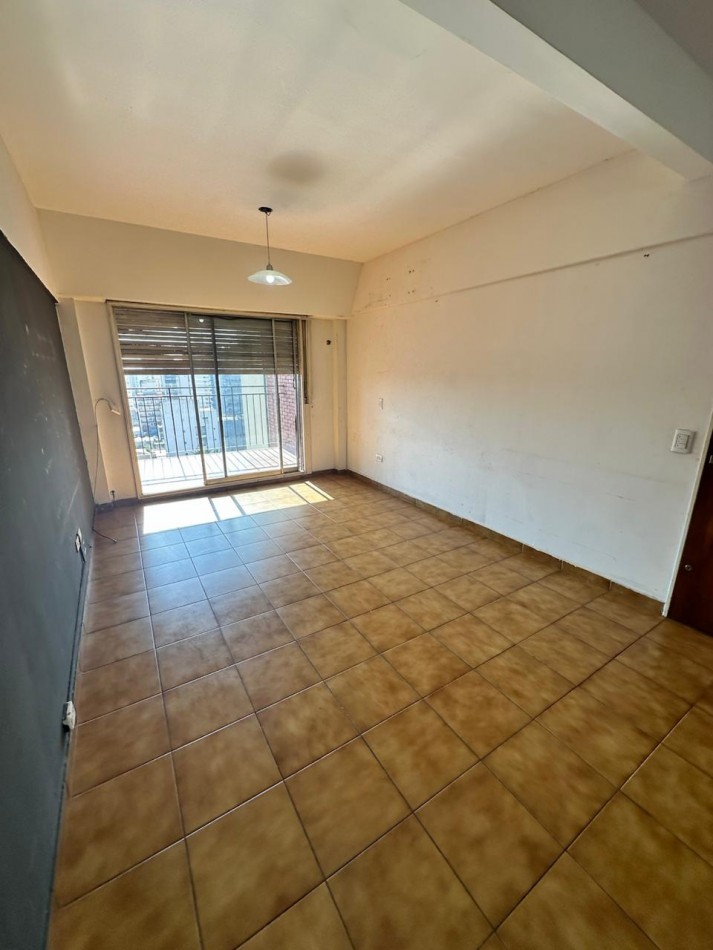 SE ALQUILA DEPARTAMENTO 2 AMBIENTES - QUILMES CENTRO