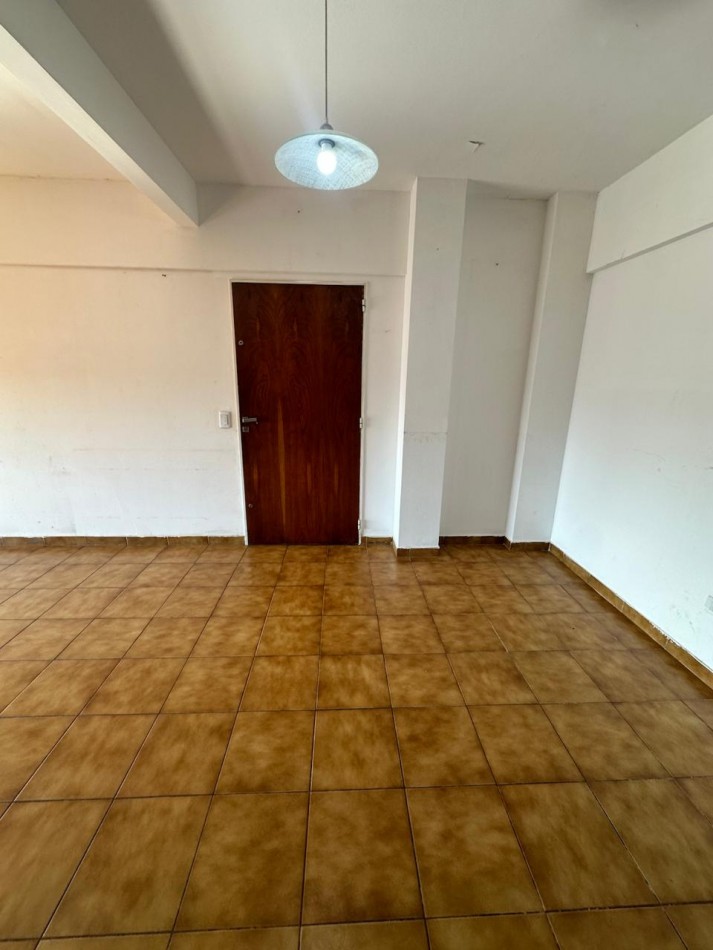 SE ALQUILA DEPARTAMENTO 2 AMBIENTES - QUILMES CENTRO