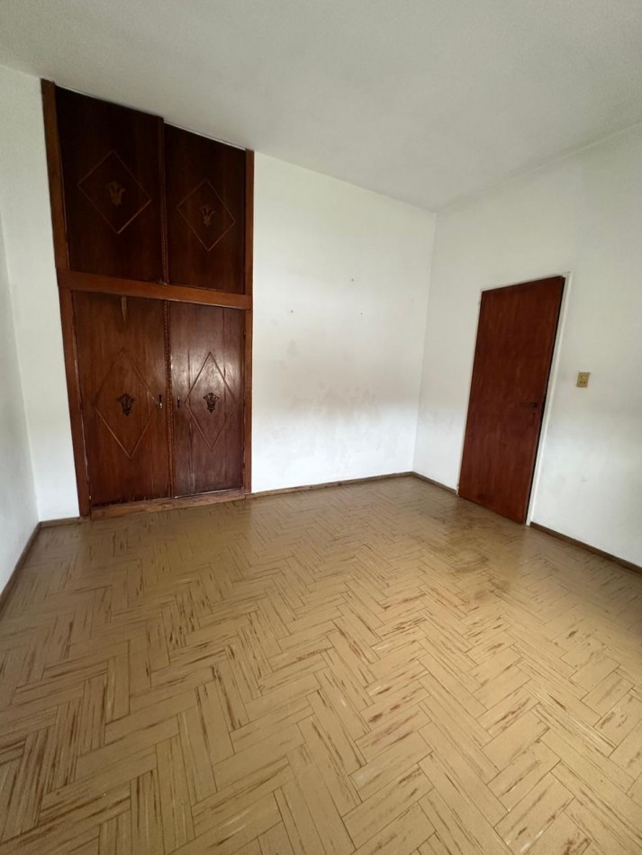 SE ALQUILA AMPLIO PH DE 3 AMBIENTES