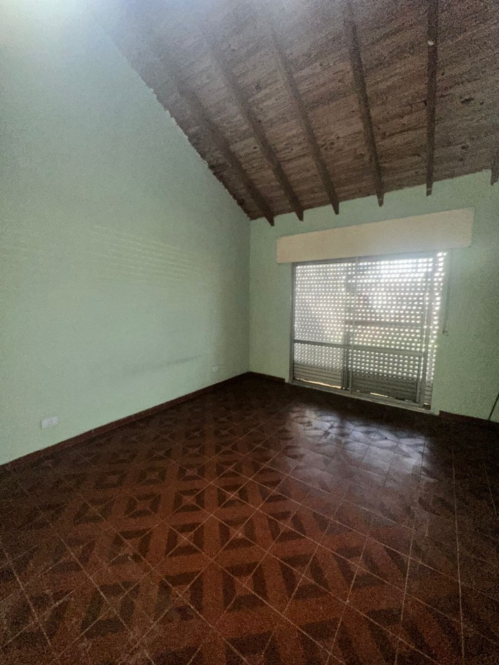 OPORTUNIDAD SE ALQUILA CASA 3 AMBIENTES