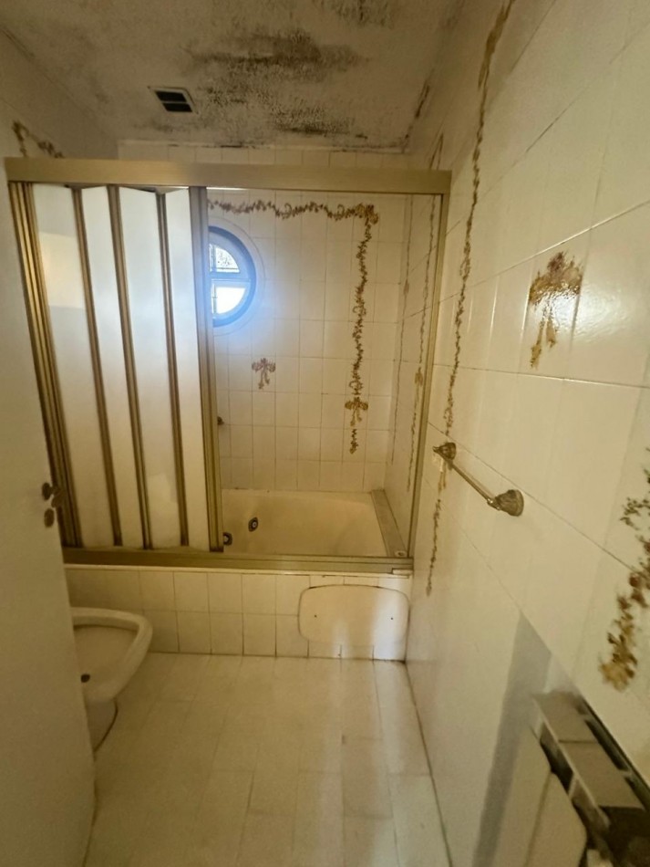 SE ALQUILA CASA USO PROFESIONAL - QUILMES 