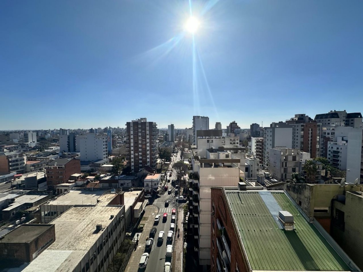 OPORTUNIDAD, Amplio departamento en Alquiler 2 1/2 ambientes - Quilmes Centro