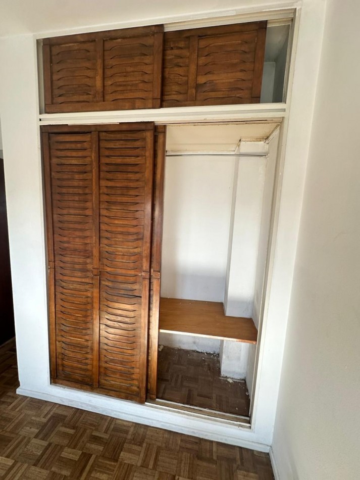 OPORTUNIDAD, Amplio departamento en Alquiler 2 1/2 ambientes - Quilmes Centro