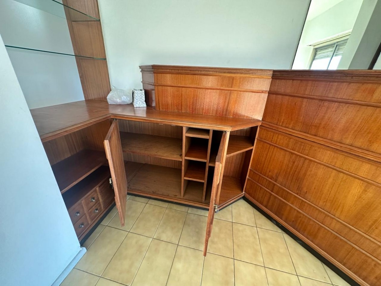 OPORTUNIDAD, Amplio departamento en Alquiler 2 1/2 ambientes - Quilmes Centro