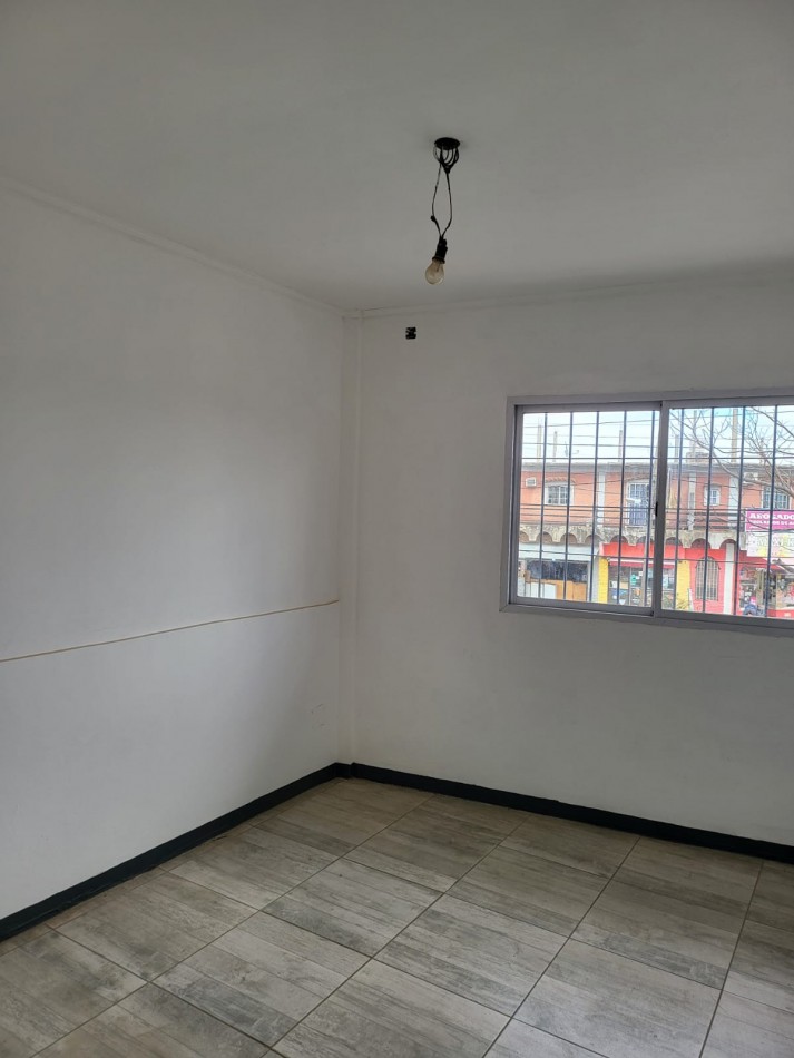 DEPARTAMENTO 3 AMBIENTES EN ALQUILER - QUILMES OESTE