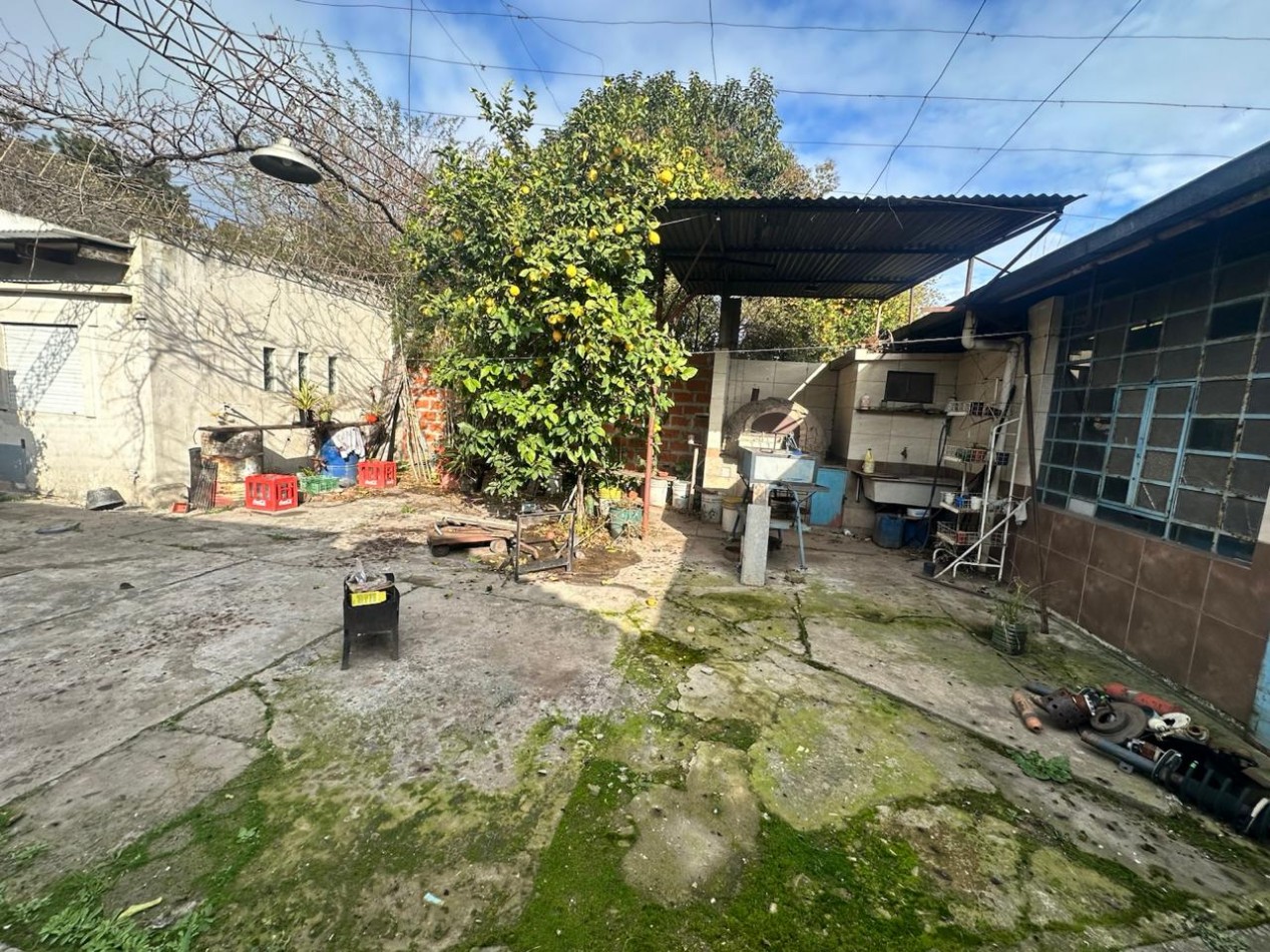 OPORTUNIDAD CASA DE 3 AMBIENTES EN VENTA - QUILMES OESTE