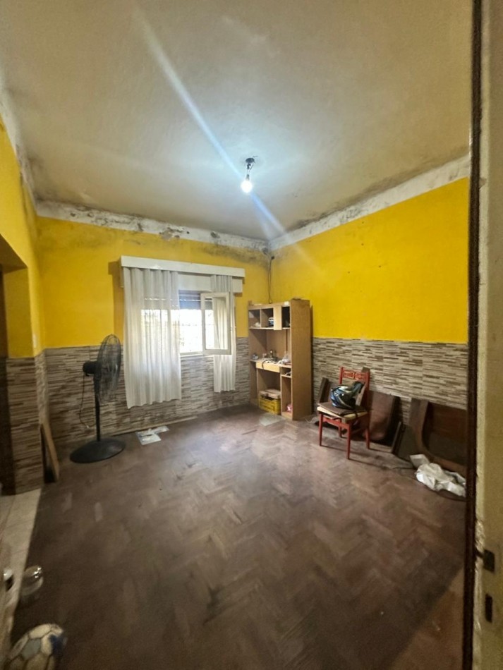 OPORTUNIDAD CASA DE 3 AMBIENTES EN VENTA - QUILMES OESTE