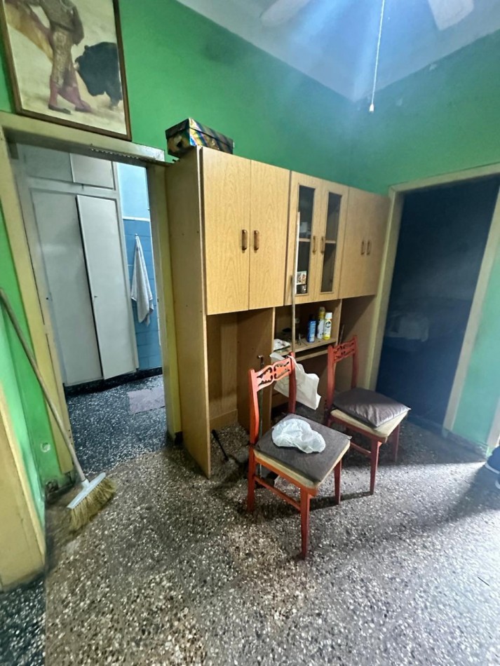 OPORTUNIDAD CASA DE 3 AMBIENTES EN VENTA - QUILMES OESTE