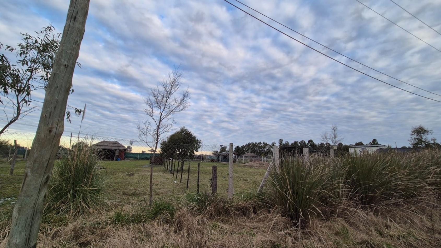 SE VENDE FRANCCION 1800MTRS2 EN BRANDSEN