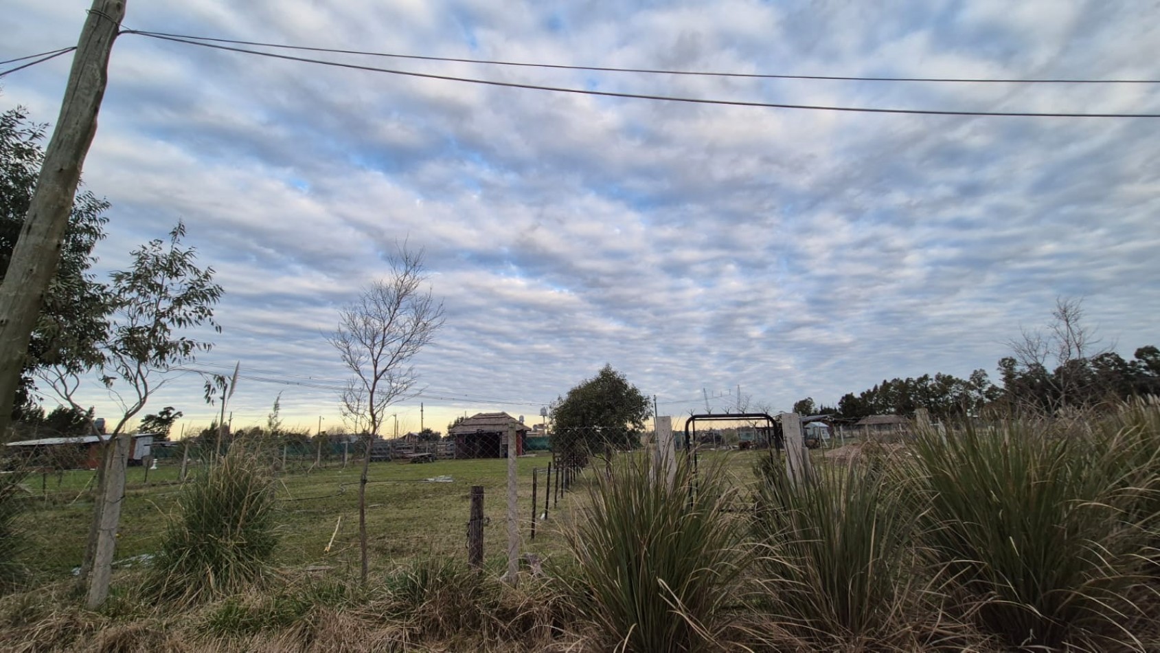 SE VENDE FRANCCION 1800MTRS2 EN BRANDSEN