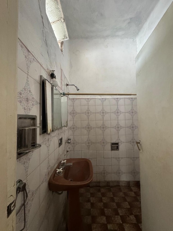 Se alquila CASA 3 ambientes en Florencio Varela