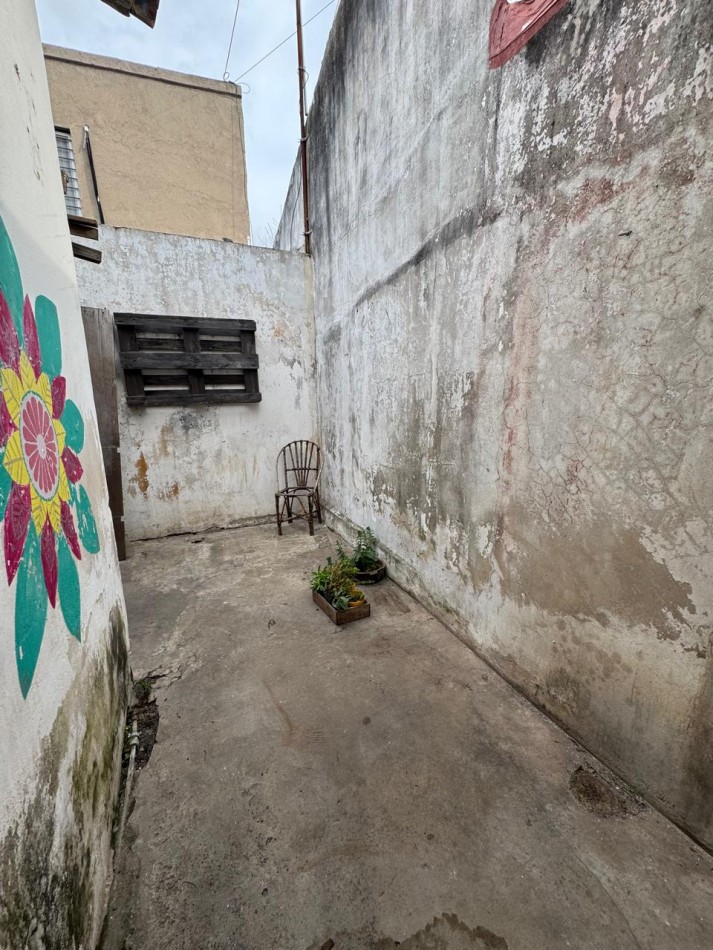 Se alquila CASA 3 ambientes en Florencio Varela