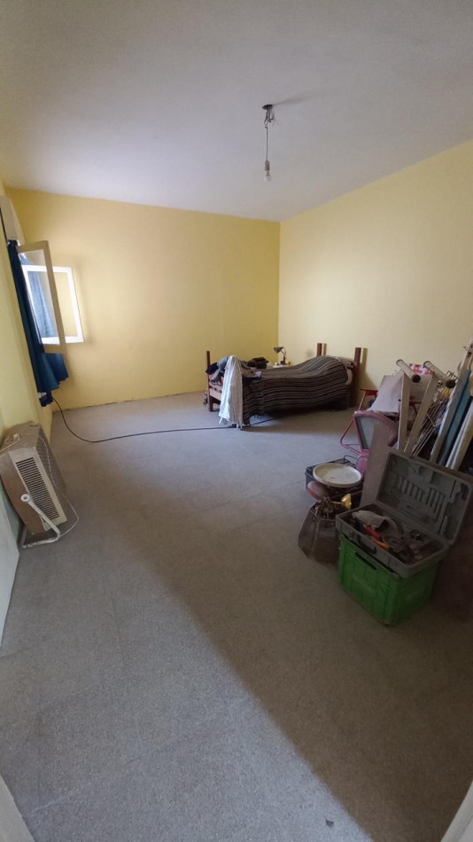 SE VENDEN 2 CASAS DE 3 AMBIENTES CADA UNA - QUILMES OESTE