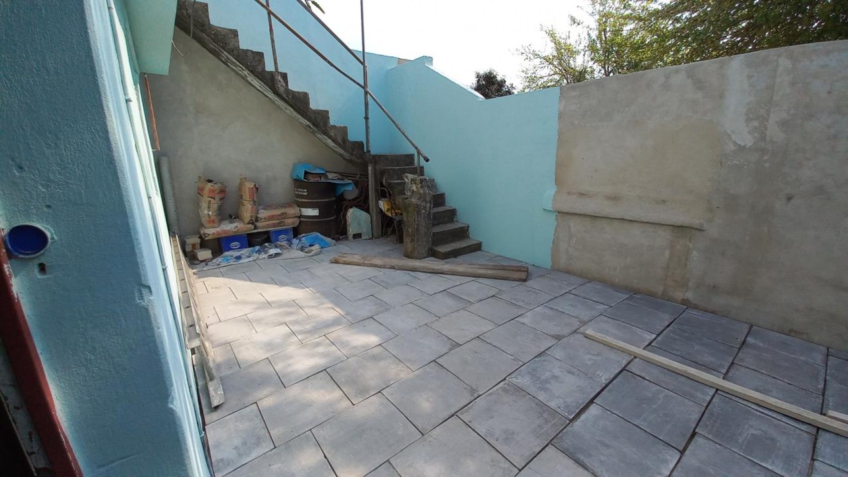 SE VENDEN 2 CASAS DE 3 AMBIENTES CADA UNA - QUILMES OESTE