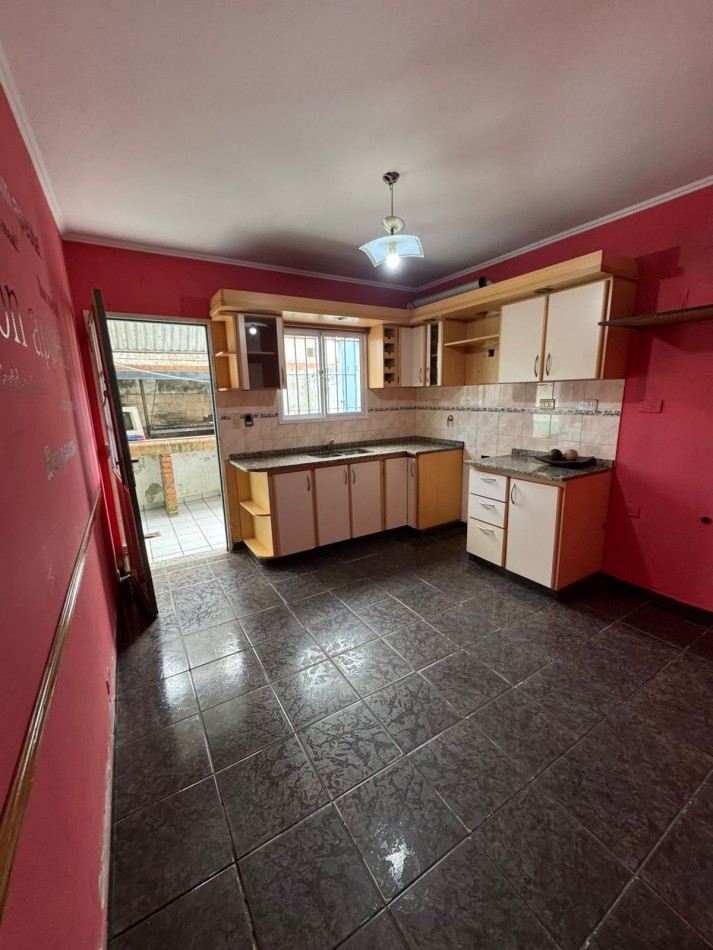 ALQUILER DUPLEX DE 4 AMBIENTES - QUILMES OESTE