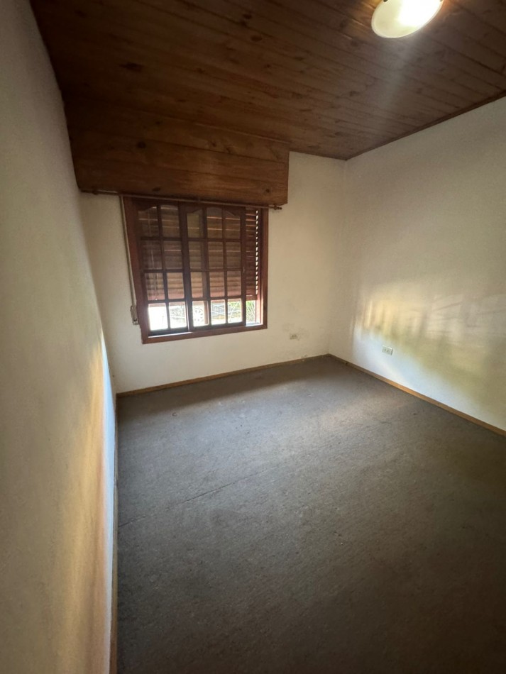 SE ALQUILA PH AL FRENTE DE 2 AMBIENTES - QUILMES OESTE