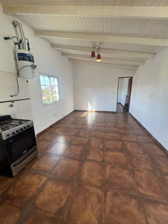 DEPARTAMENTO 2 AMBIENTES EN ALQUILER - QUILMES OESTE