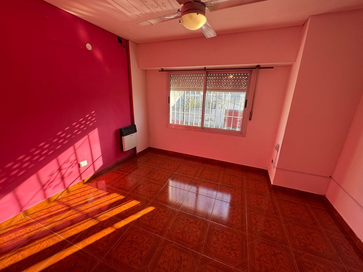 SE ALQUILA CASA DE 3 AMBIENTES - QUILMES OESTE