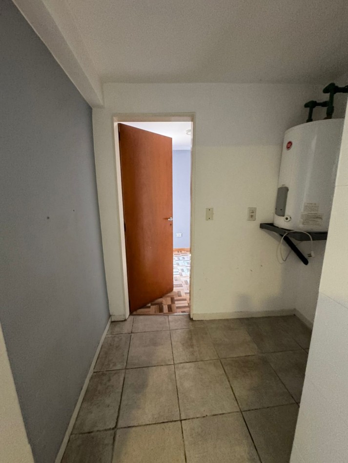 SE ALQUILA AMPLIO DEPARTAMENTO DE 3 AMBIENTES