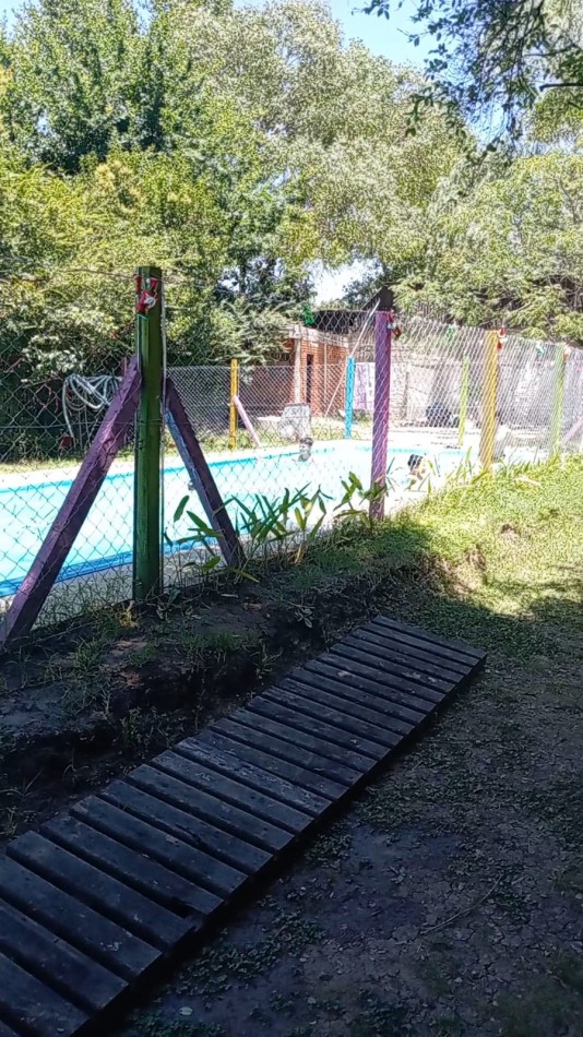 SE VENDE EXCELENTE CASA QUINTA - FLORENCIO VARELA