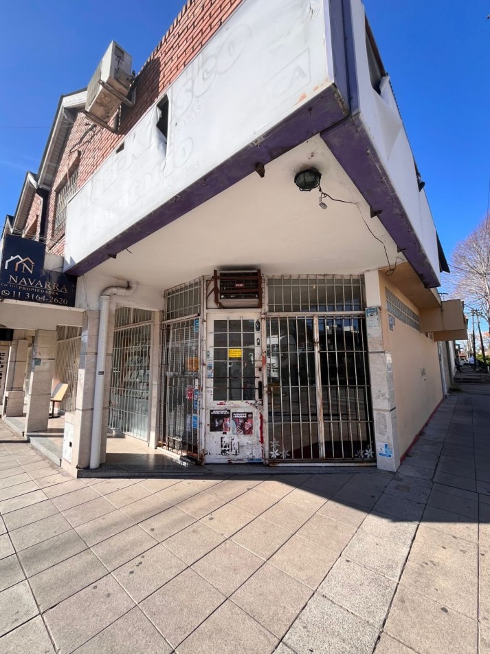 SE ALQUILA LOCAL COMERCIAL - EXCELENTE UBICACION - QUILMES OESTE