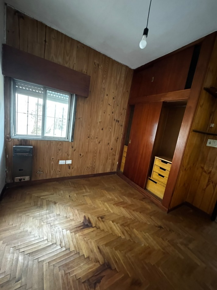 CASA EN ALQUILER - FLORENCIO VARELA