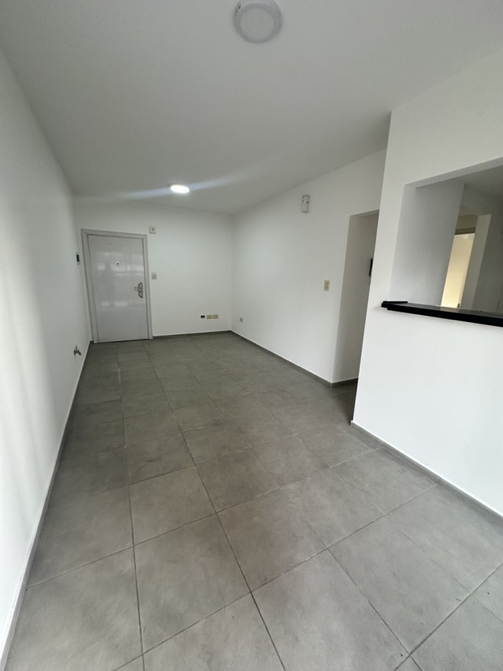 Alquiler departamento 2 ambientes - Quilmes centro