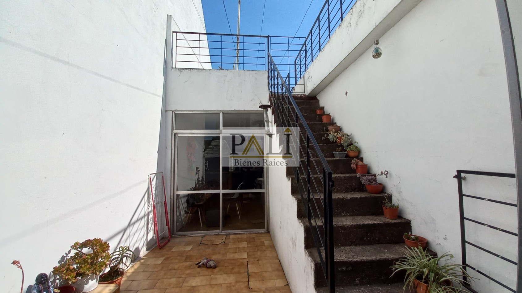 OPORTUNIDAD CASA EN VENTA - QUILMES OESTE