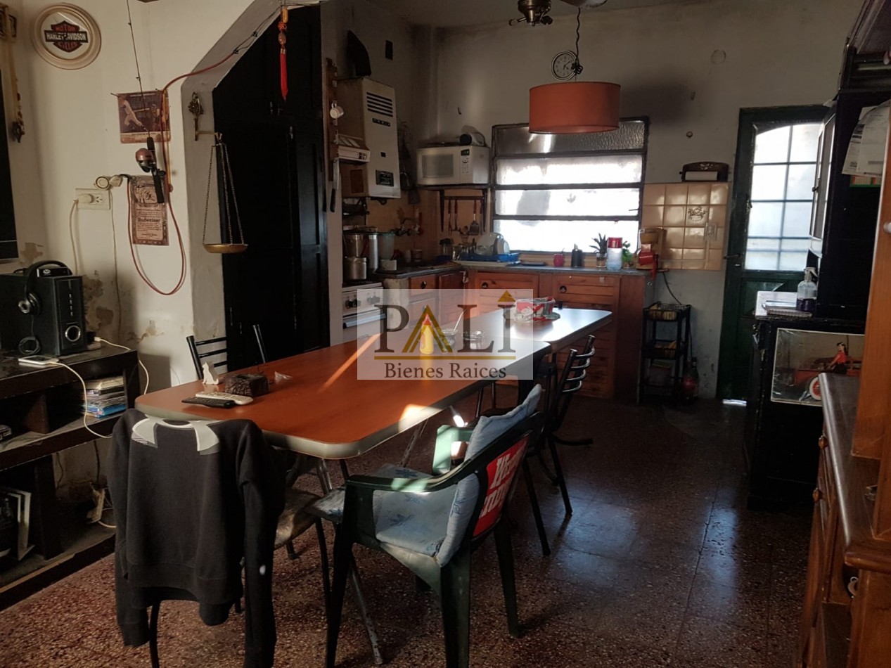 SE VENDE CASA 3 AMBIENTES QUILMES OESTE - APTA CREDITO HIPOTECARIO