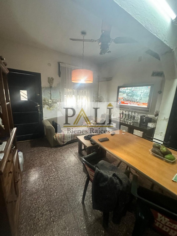 SE VENDE CASA 3 AMBIENTES QUILMES OESTE - APTA CREDITO HIPOTECARIO