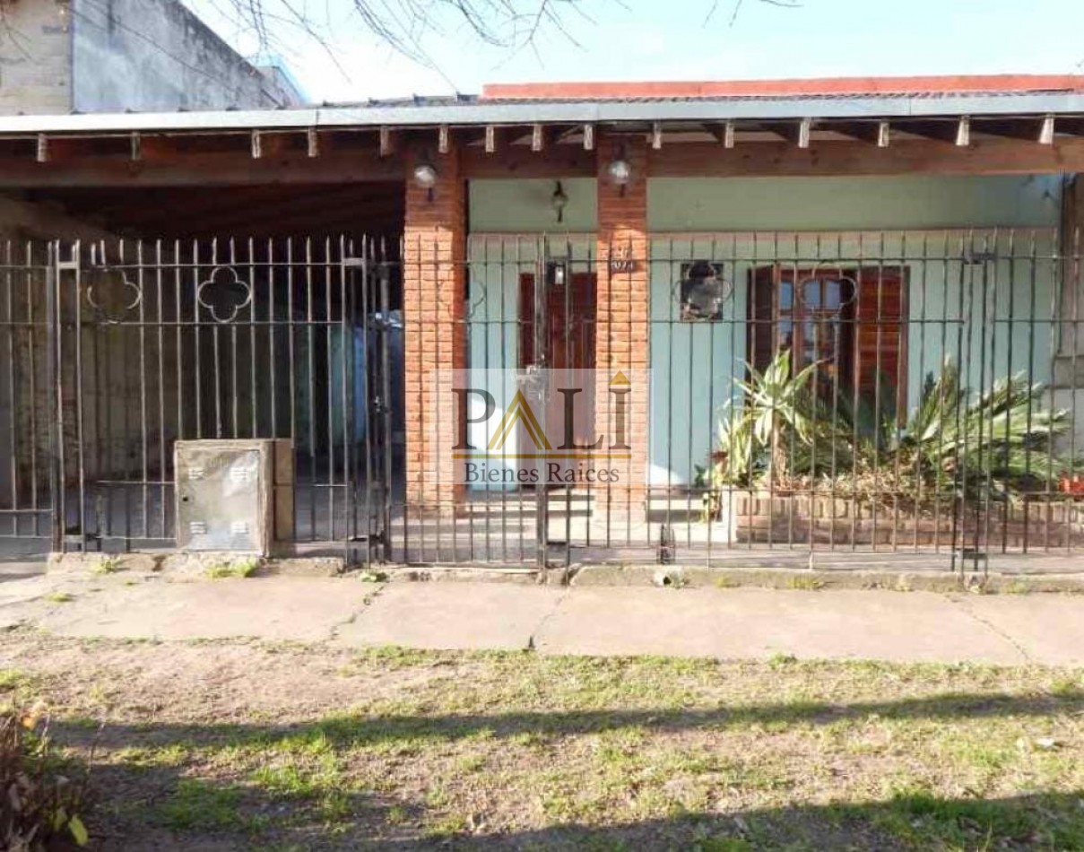 VENTA casa 3 ambientes en Florencio Varela - APTA CREDITO HIPOTECARIO