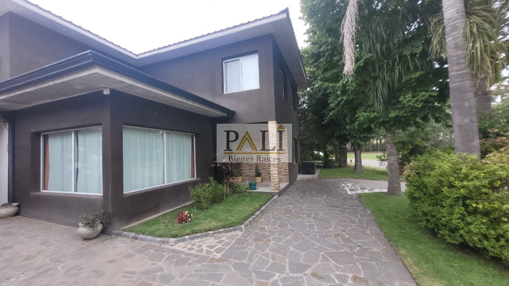 Excelente Peopiedad en venta APTA CREDITO HIPOTECARIO FIncas de Iraola 2