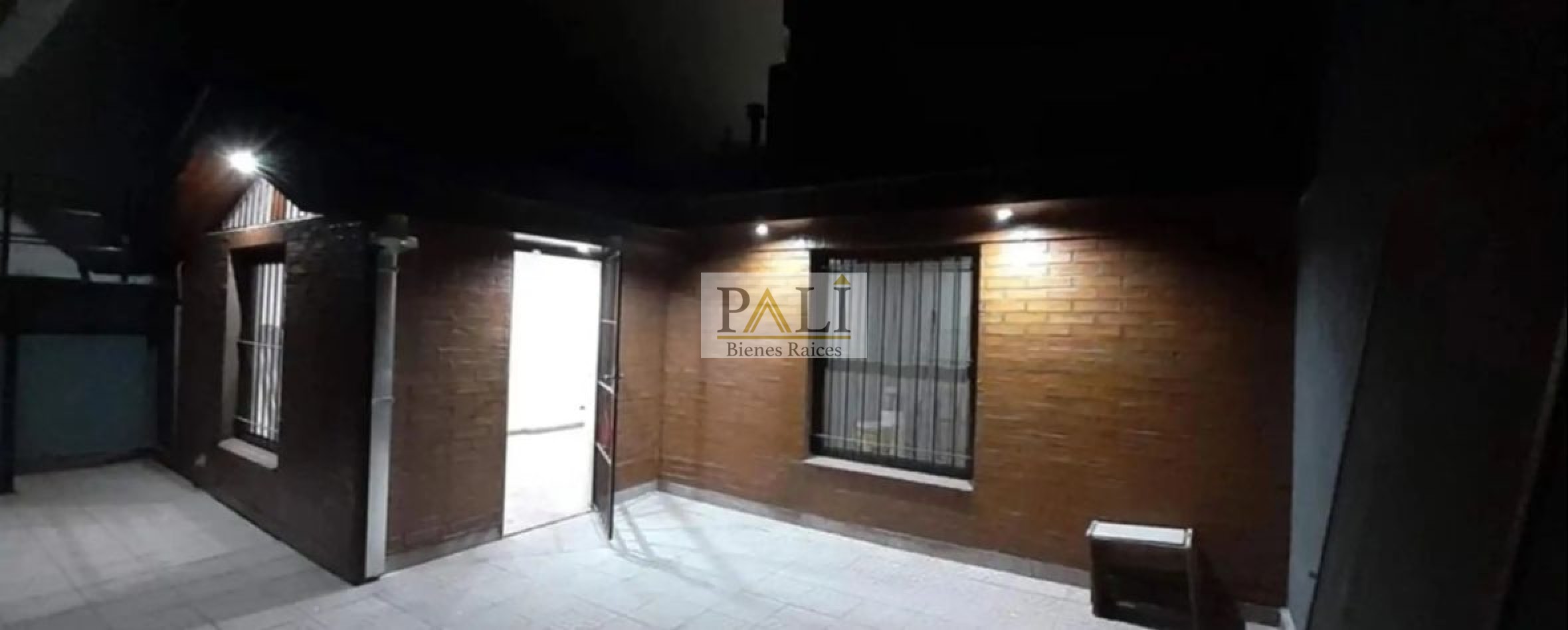 ALQUILER PH 4 AMB WILDE CENTRO LAS FLORES, APTO PROFESIONAL