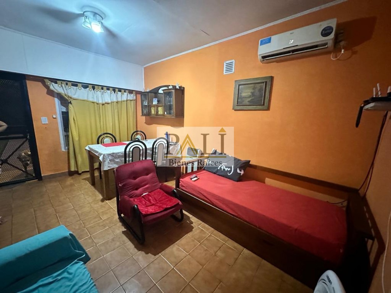 Casa con Departamento a la Venta APTA CREDITO HIPOTECARIO- Berazategui Oeste