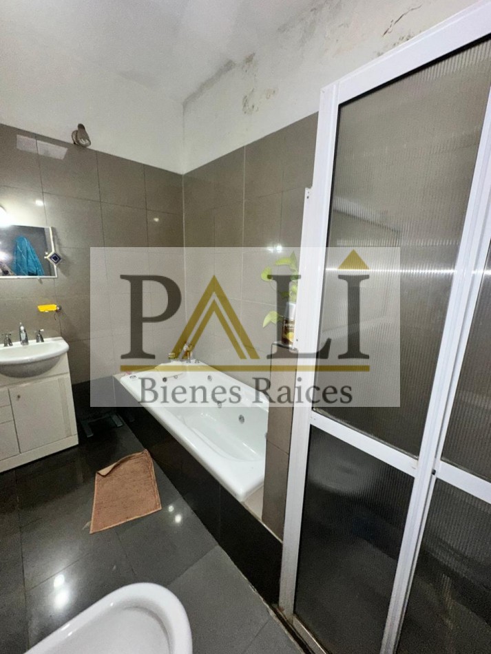 OPORTUNIDAD CASA 4 AMBIENTES EN VENTA o PERMUTA- APTA CREDITO - EN FLORENCIO VARELA