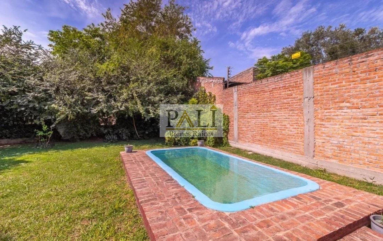 Oportunidad Casa 4 ambientes con piscina en Florencio Varela