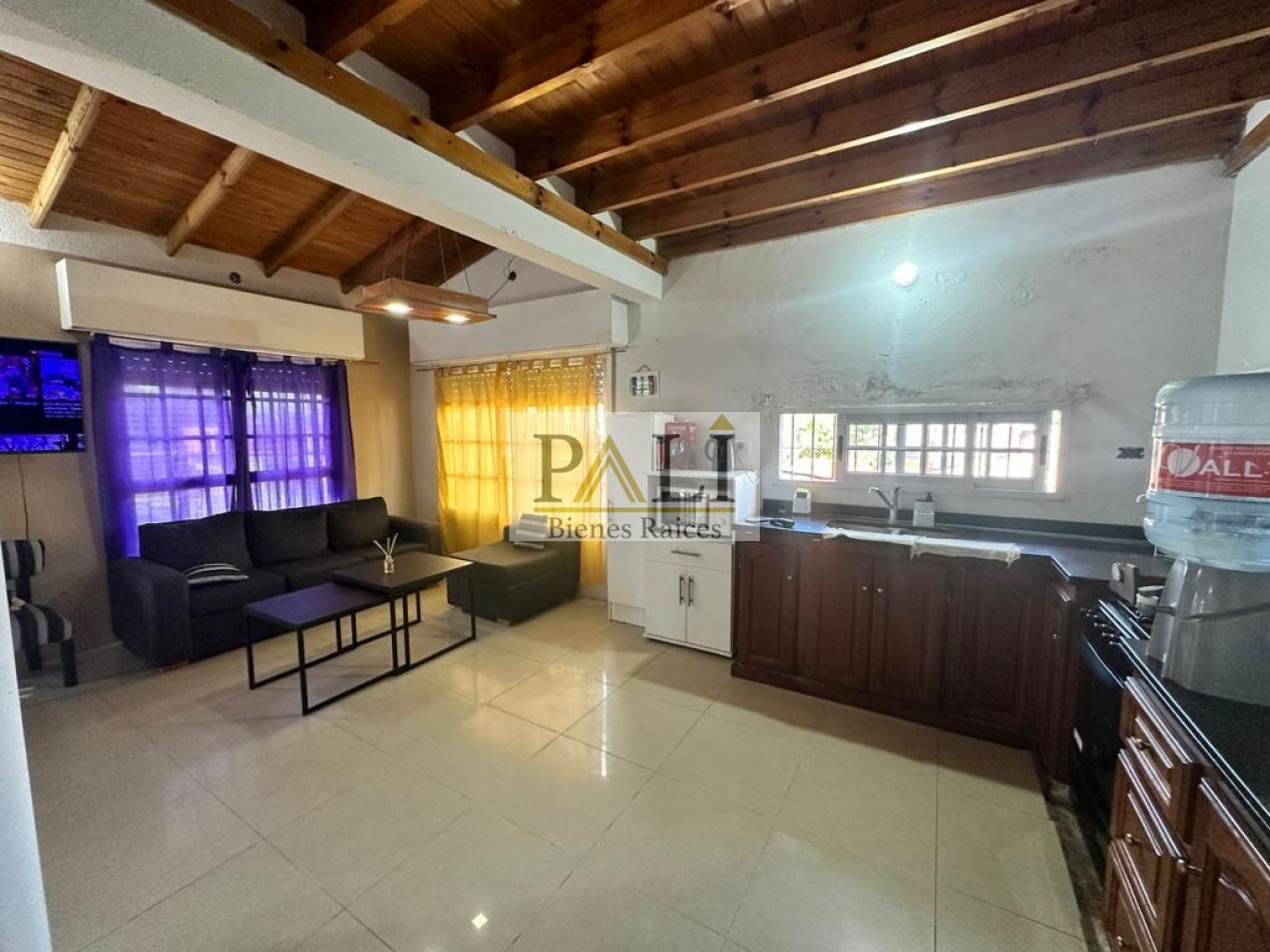 OPORTUNIDAD CASA EN PH CON AMPLIO LOCAL EN EXCELENTE ESQUINA - APTA CREDITO HIPOTECARIO