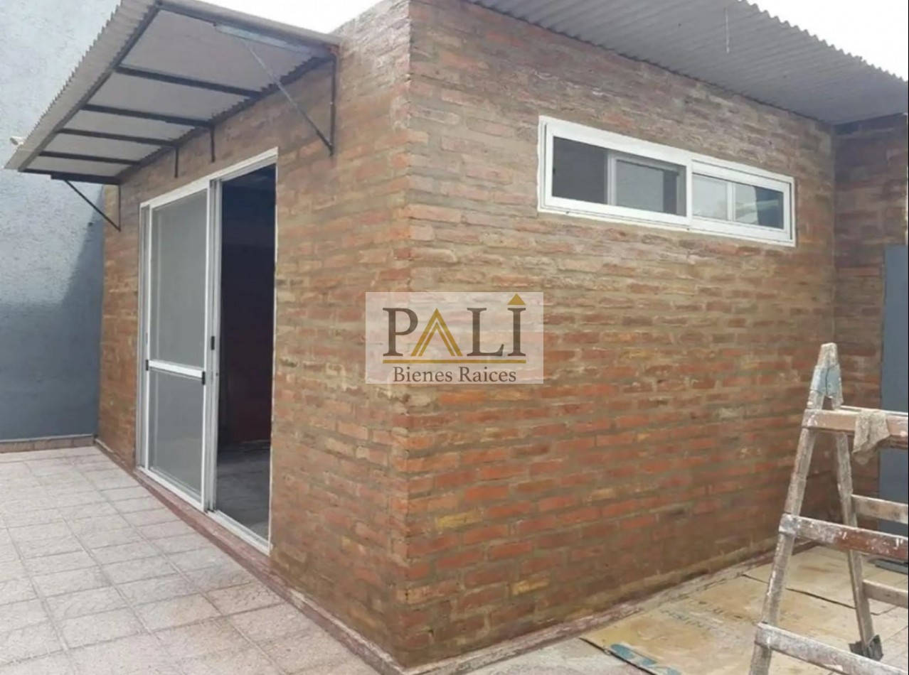 ALQUILER PH 4 AMB WILDE CENTRO LAS FLORES, APTO PROFESIONAL