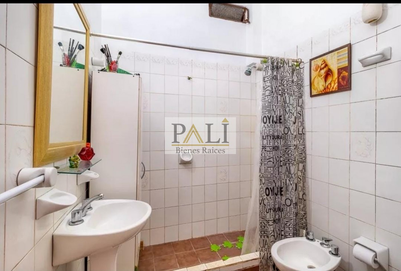 Oportunidad Casa 4 ambientes con piscina en Florencio Varela