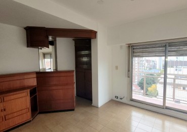 OPORTUNIDAD, Amplio departamento en Alquiler 2 1/2 ambientes - Quilmes Centro