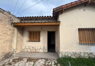 Se alquila CASA 3 ambientes en Florencio Varela